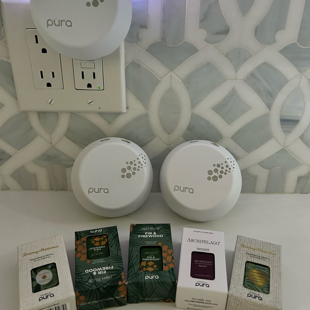 Pura smart home diffusers Set of 3 with 5 Fragrances.
